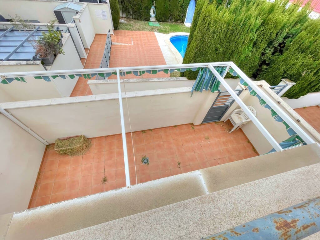 Pareado de 4 habitaciones en Benajarafe en venta con piscina - 464.900 € (Ref: 9317304)