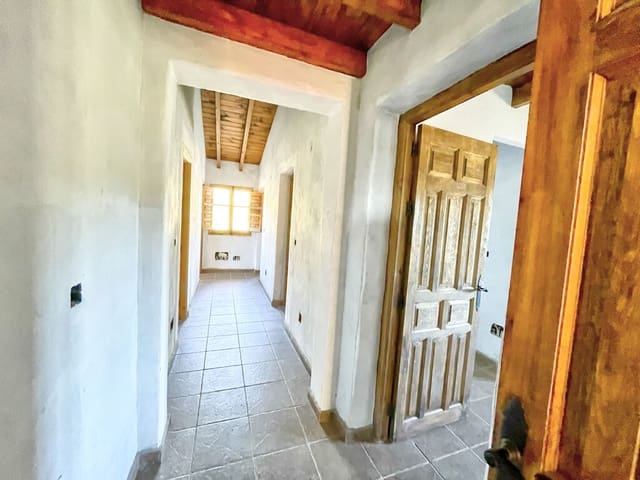 4 Zimmer Finca/Landgut zu verkaufen in El Borge mit Pool - 336.000 € (Ref: 9334482)