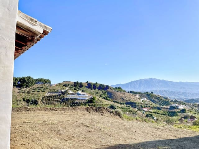 4 Zimmer Finca/Landgut zu verkaufen in El Borge mit Pool - 336.000 € (Ref: 9334482)