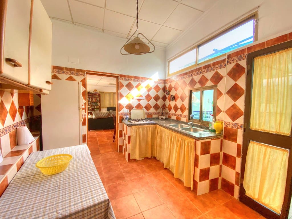 3 slaapkamer Huis te koop in Chilches - € 180.000 (Ref: 9337615)