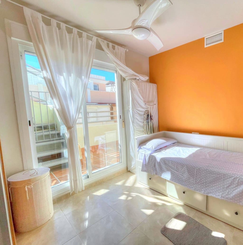 3 soveværelse Penthouse til salg i Rincon de la Victoria med swimmingpool - € 365.000 (Ref: 9340789)