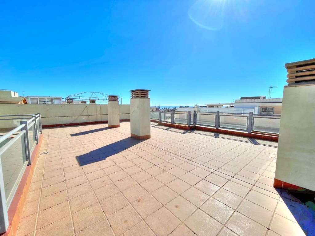 3 soveværelse Penthouse til salg i Rincon de la Victoria med swimmingpool - € 365.000 (Ref: 9340789)