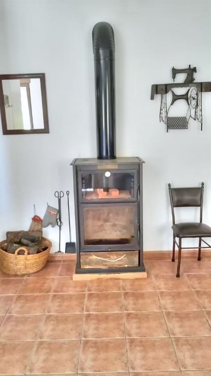 2 bedroom Finca/Country House for sale in Alhama de Granada with pool - € 325,000 (Ref: 9382290)