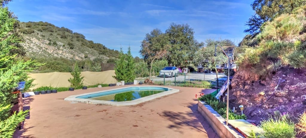 2 bedroom Finca/Country House for sale in Alhama de Granada with pool - € 325,000 (Ref: 9382290)