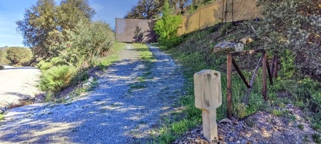 2 slaapkamer Finca/Landhuis te koop in Alhama de Granada met zwembad - € 325.000 (Ref: 9382290)