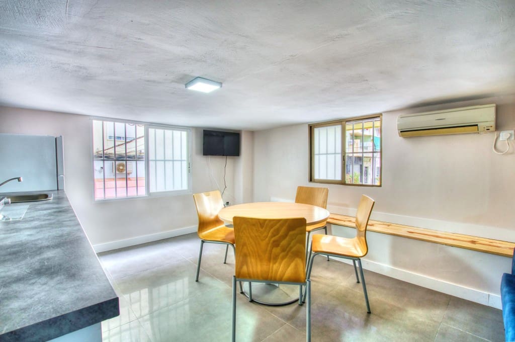 1 slaapkamer Commercieel te koop in Velez-Malaga - € 155.000 (Ref: 9382291)