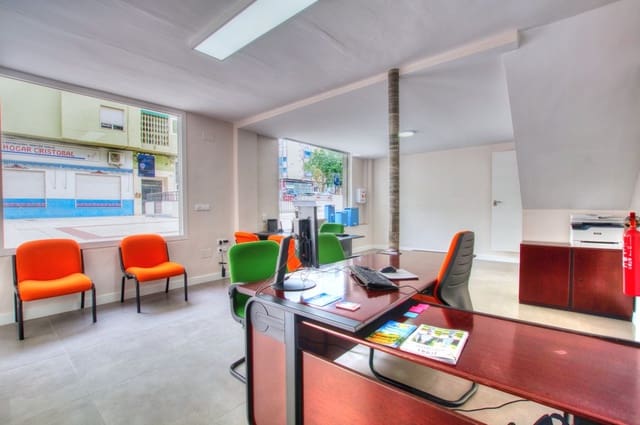 1 sypialnia Komercyjne na sprzedaż w Vélez-Málaga - 155 000 € (Ref: 9382291)