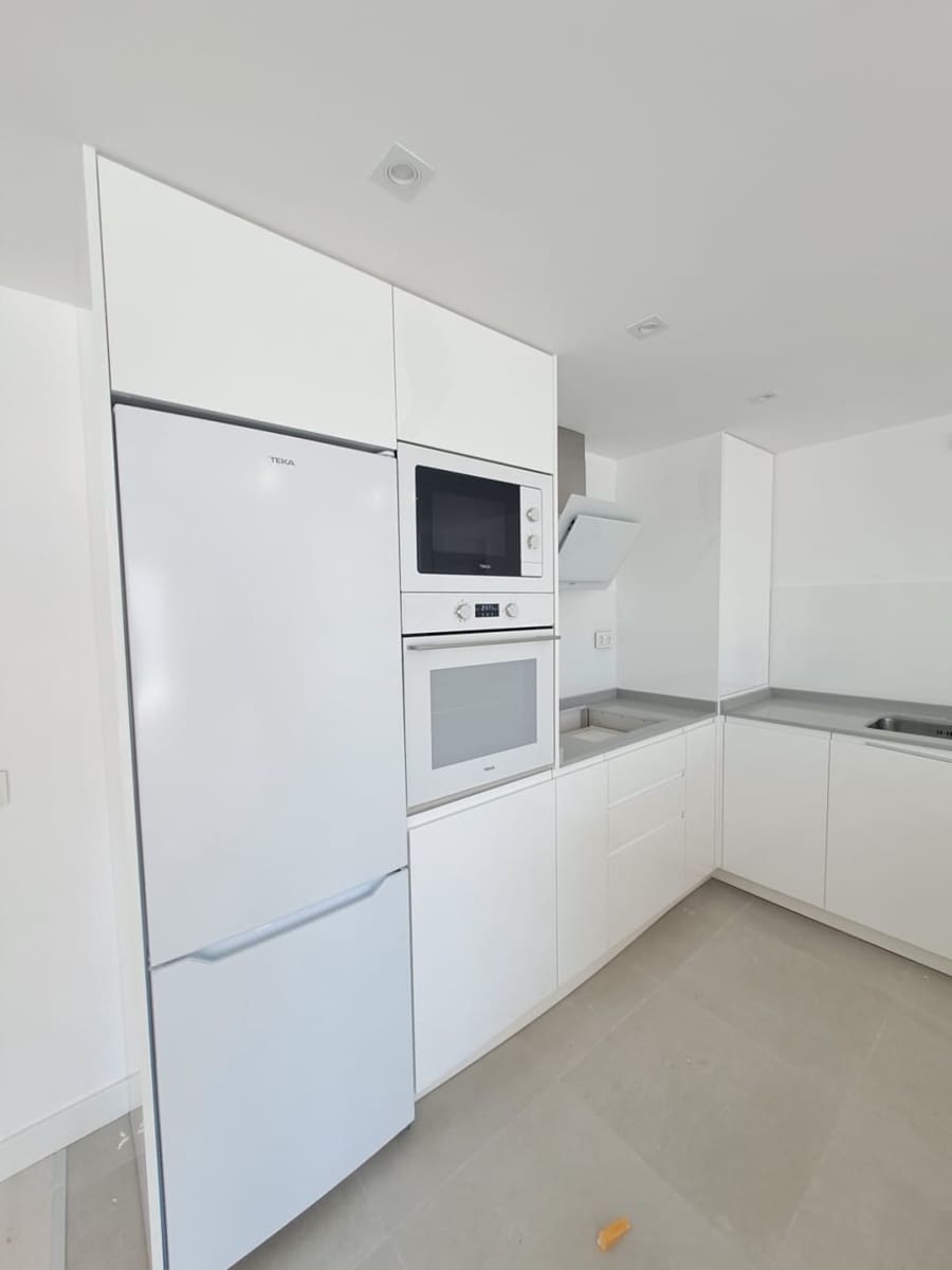 3 bedroom Flat for sale in Rincon de la Victoria with pool - € 355,000 (Ref: 9385072)