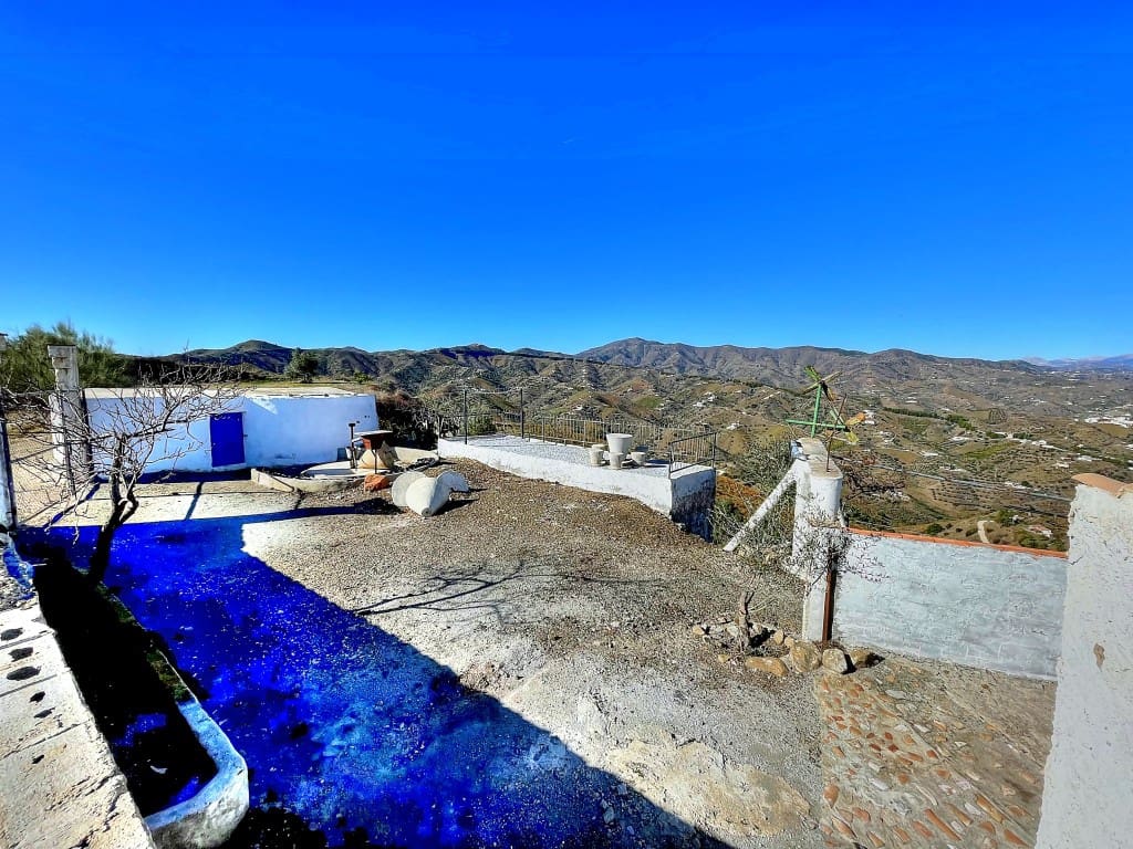 6 bedroom Finca/Country House for sale in Almachar with pool garage - € 485,000 (Ref: 9421813)