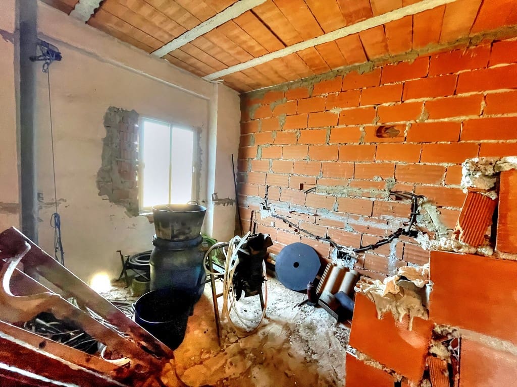 6 bedroom Finca/Country House for sale in Almachar with pool garage - € 485,000 (Ref: 9421813)