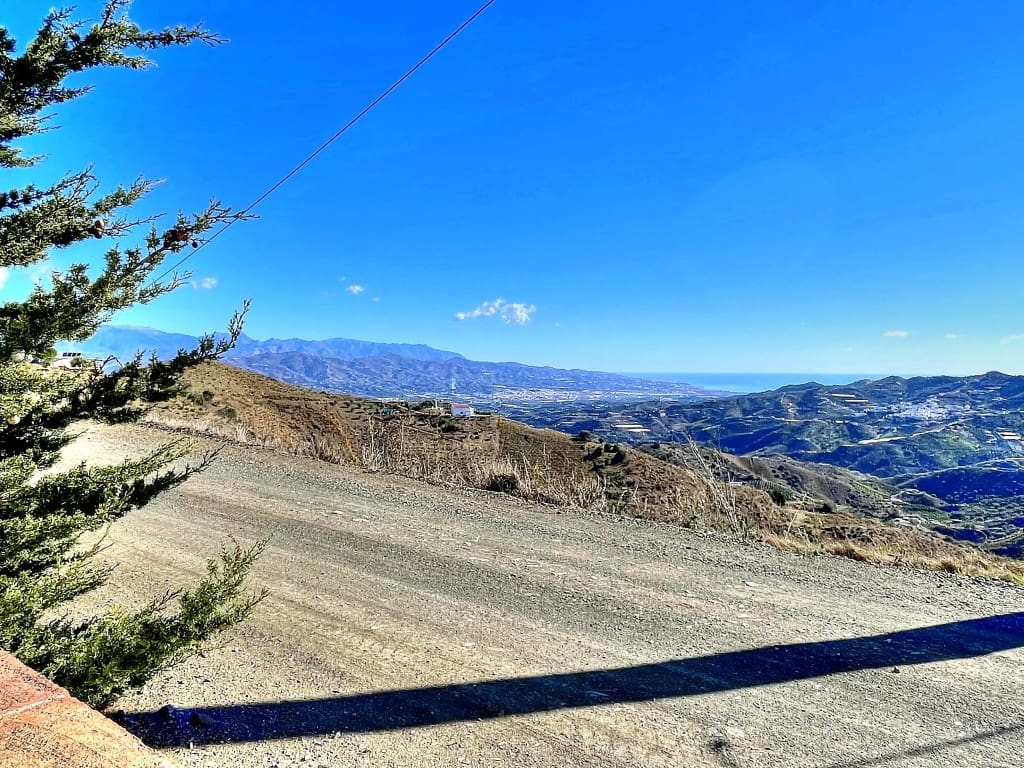 6 bedroom Finca/Country House for sale in Almachar with pool garage - € 485,000 (Ref: 9421813)