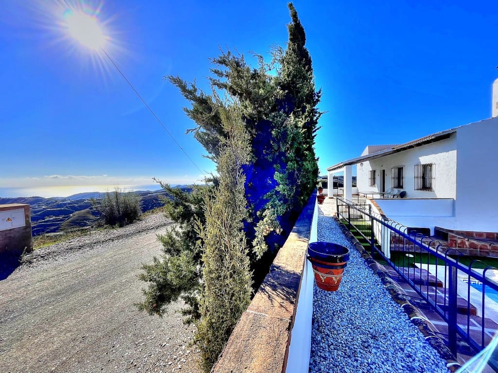 6 bedroom Finca/Country House for sale in Almachar with pool garage - € 485,000 (Ref: 9421813)