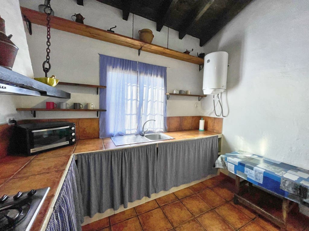 6 slaapkamer Finca/Landhuis te koop in Almachar met zwembad garage - € 399.000 (Ref: 9421813)