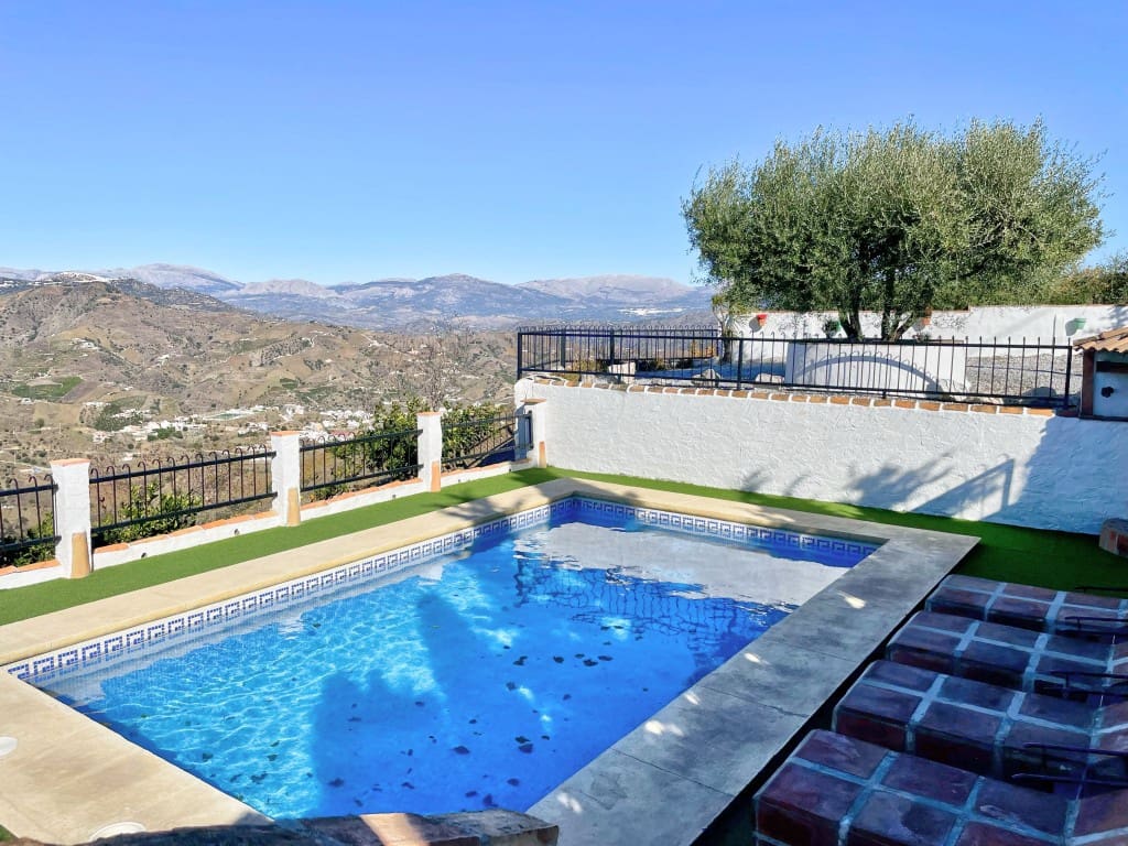 6 slaapkamer Finca/Landhuis te koop in Almachar met zwembad garage - € 399.000 (Ref: 9421813)