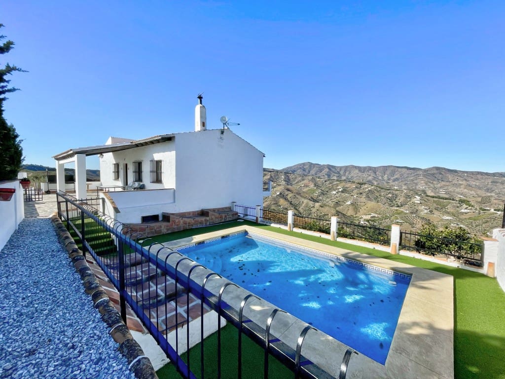 6 slaapkamer Finca/Landhuis te koop in Almachar met zwembad garage - € 399.000 (Ref: 9421813)