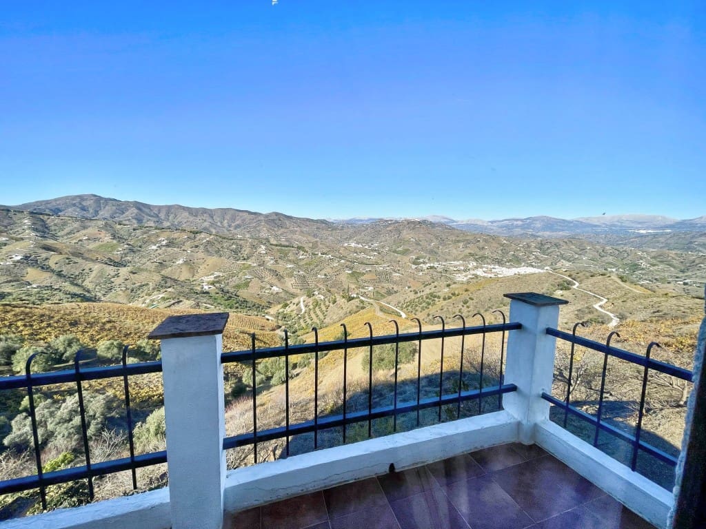 6 slaapkamer Finca/Landhuis te koop in Almachar met zwembad garage - € 399.000 (Ref: 9421813)