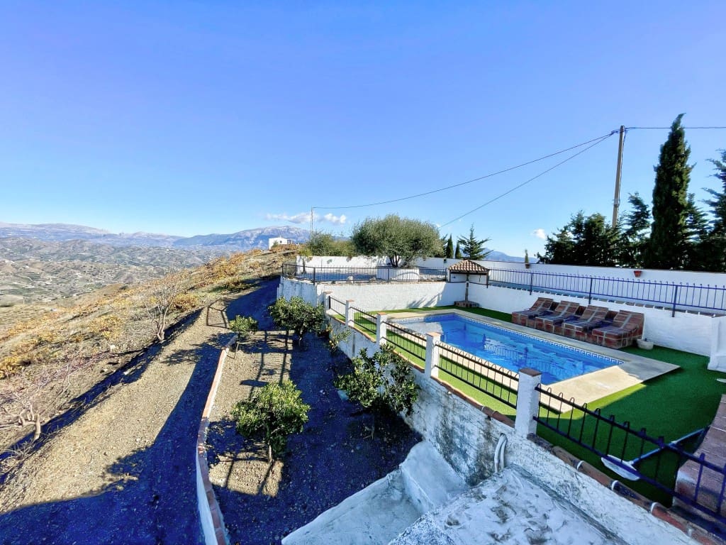 6 slaapkamer Finca/Landhuis te koop in Almachar met zwembad garage - € 399.000 (Ref: 9421813)