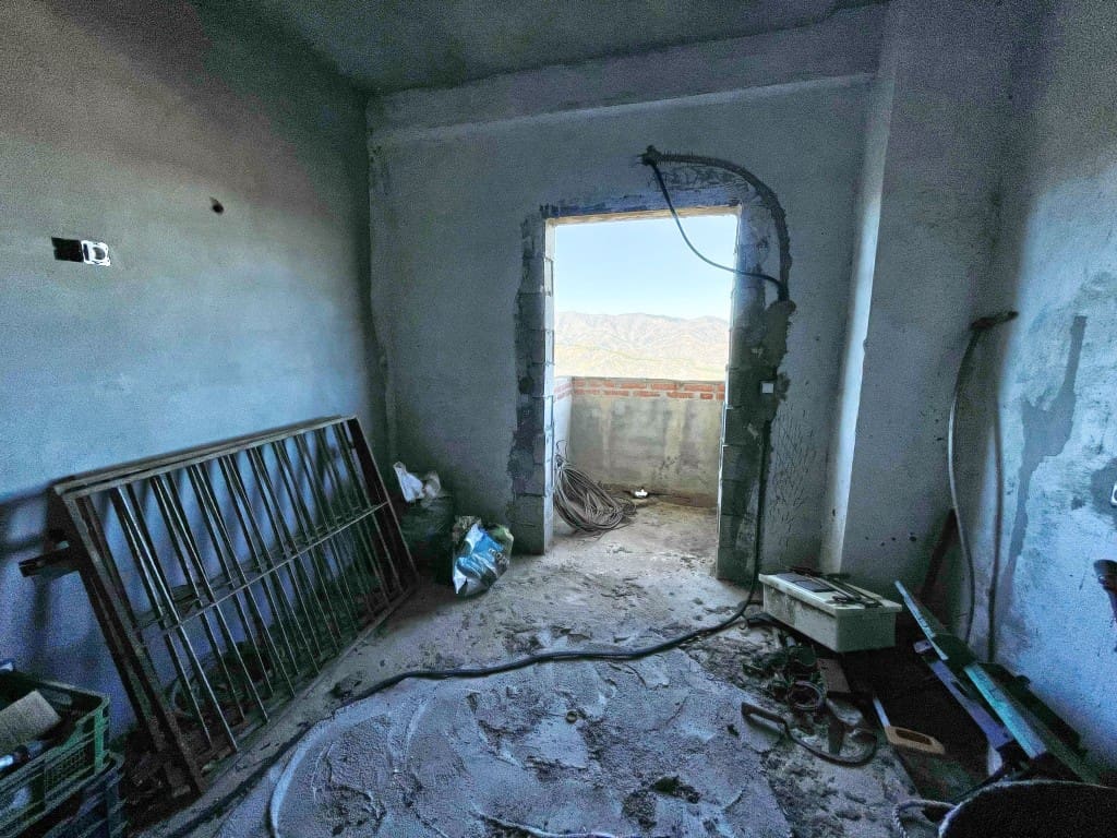 6 slaapkamer Finca/Landhuis te koop in Almachar met zwembad garage - € 399.000 (Ref: 9421813)