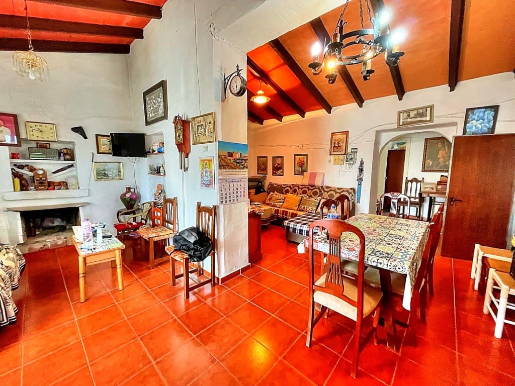 3 sypialnia Finka/Dom wiejski na sprzedaż w Macharaviaya z garażem - 300 000 € (Ref: 9421814)