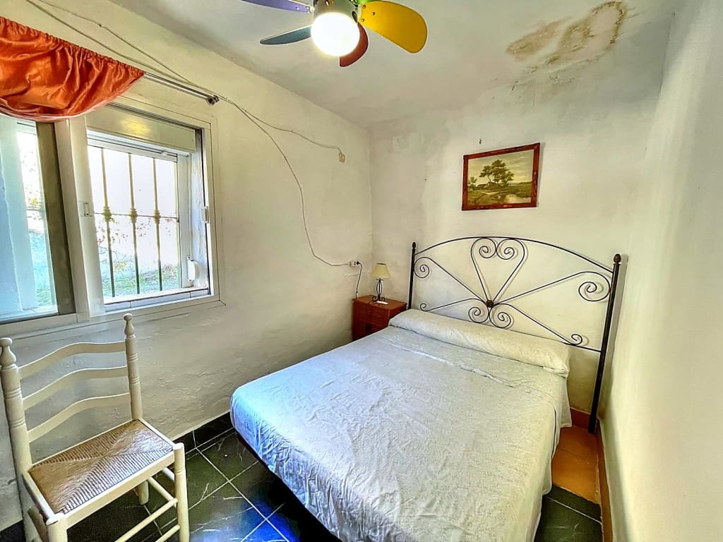 3 sypialnia Finka/Dom wiejski na sprzedaż w Macharaviaya z garażem - 300 000 € (Ref: 9421814)