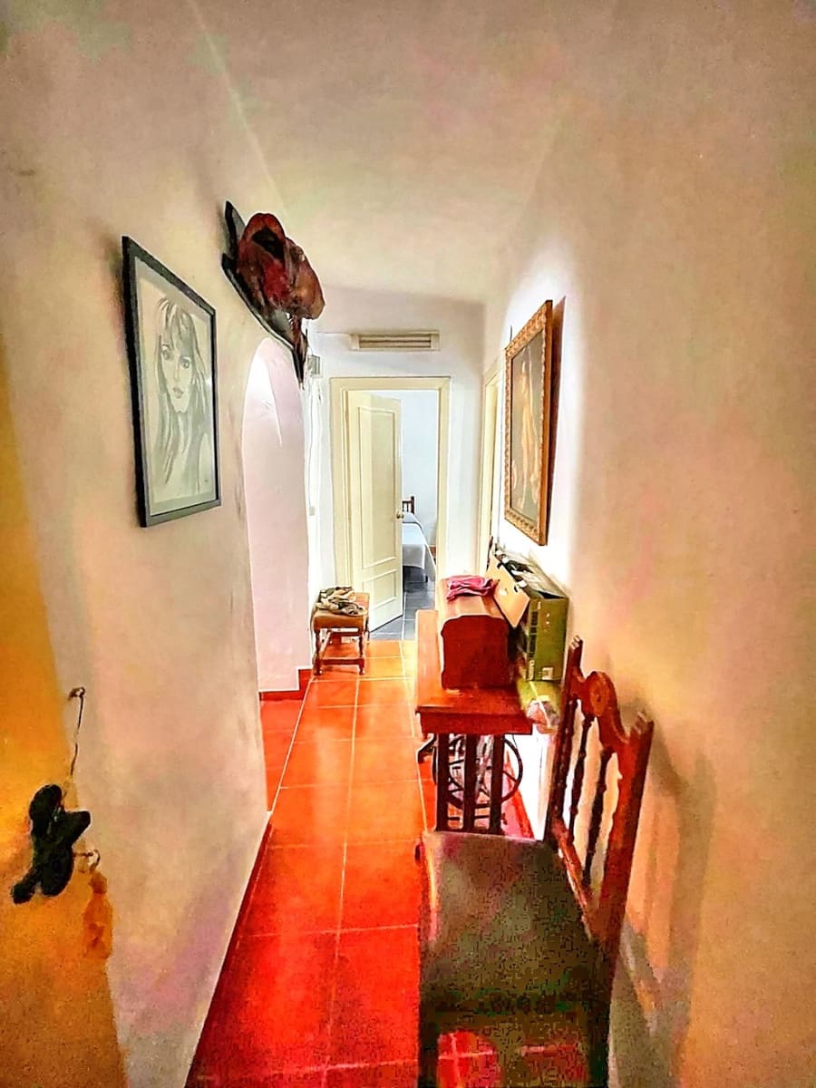 3 sypialnia Finka/Dom wiejski na sprzedaż w Macharaviaya z garażem - 300 000 € (Ref: 9421814)