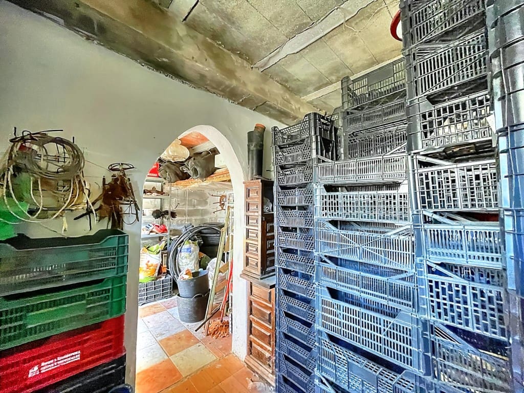 3 sypialnia Finka/Dom wiejski na sprzedaż w Macharaviaya z garażem - 300 000 € (Ref: 9421814)