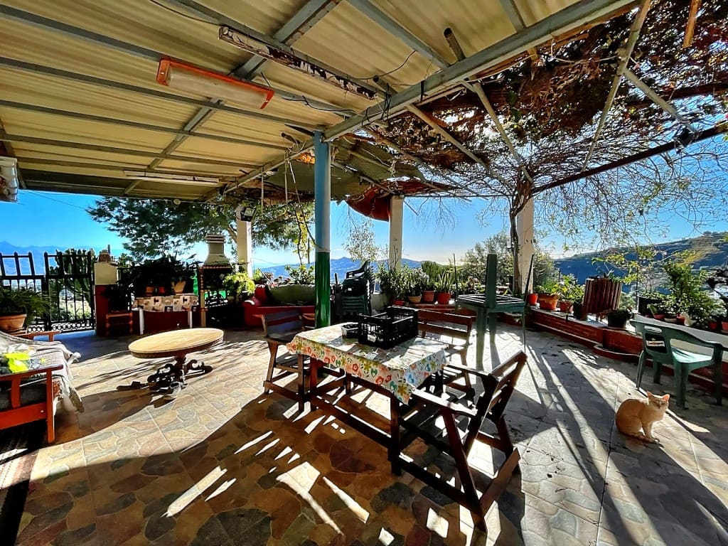 3 sypialnia Finka/Dom wiejski na sprzedaż w Macharaviaya z garażem - 300 000 € (Ref: 9421814)