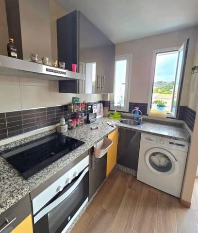 2 slaapkamer Flat te koop in Chilches, Vélez-Málaga met zwembad - € 295.000 (Ref: 9570447)