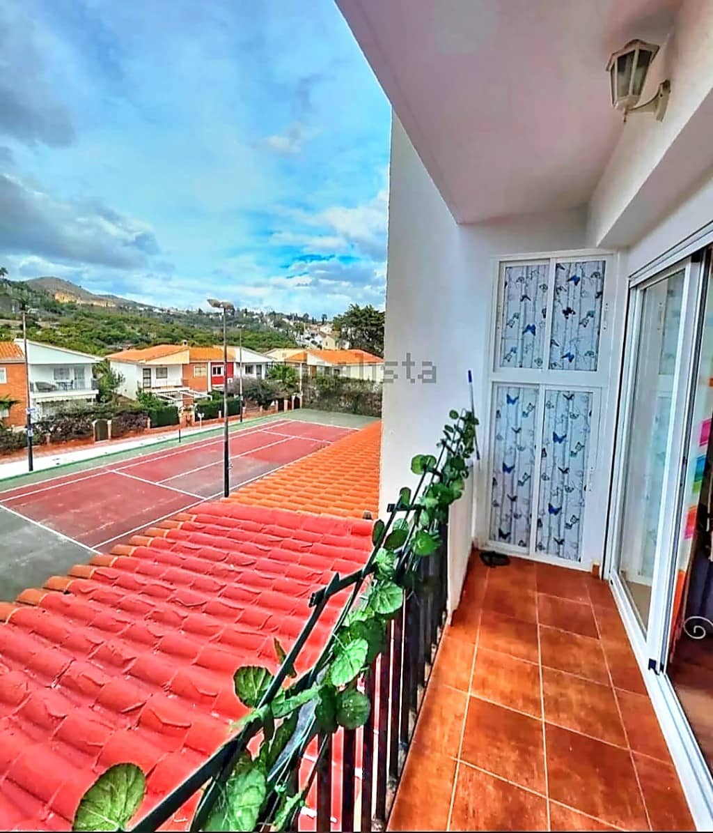 2 bedroom Flat for sale in Chilches with pool - € 295,000 (Ref: 9570447)