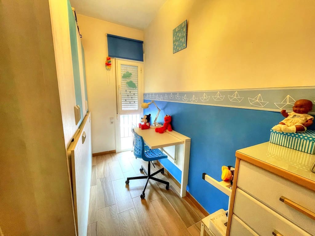 2 bedroom Flat for sale in Chilches with pool - € 295,000 (Ref: 9570447)