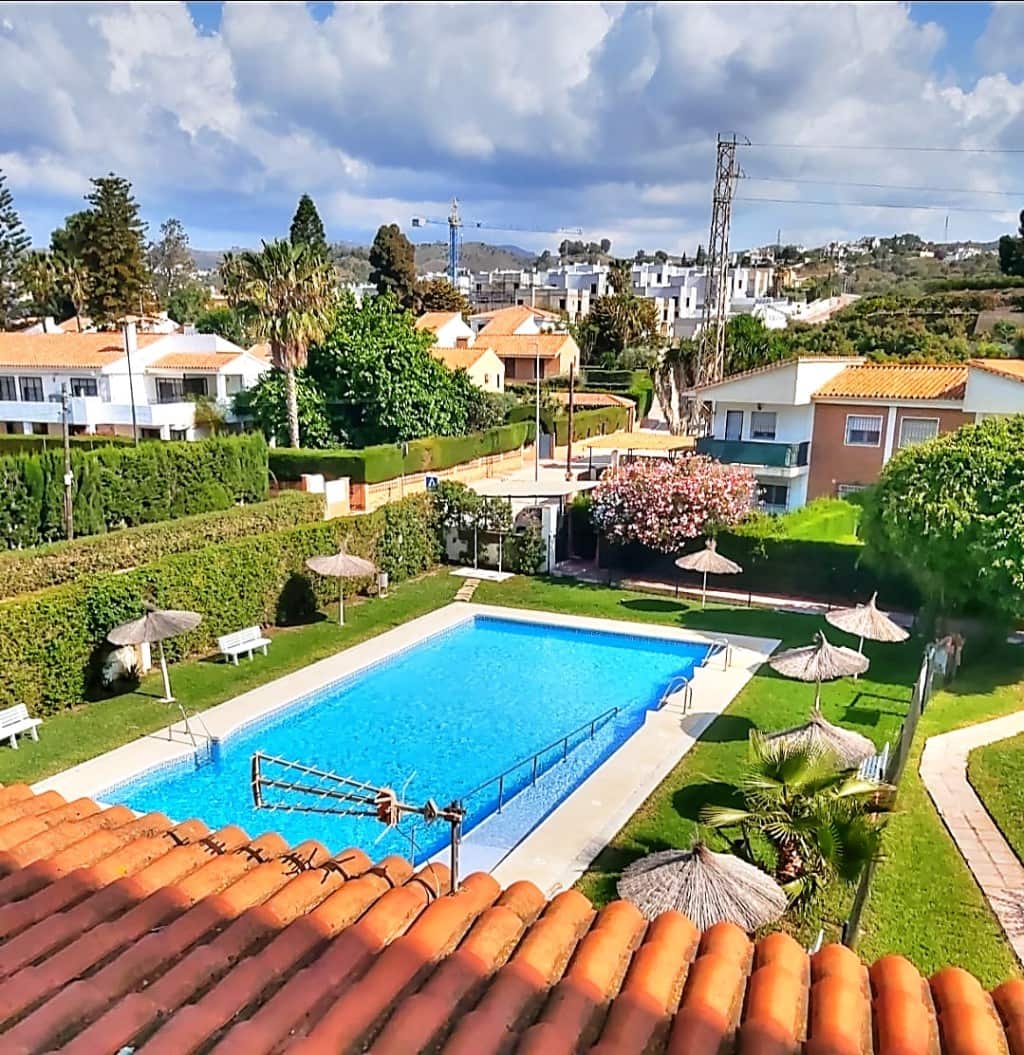 2 bedroom Flat for sale in Chilches with pool - € 295,000 (Ref: 9570447)