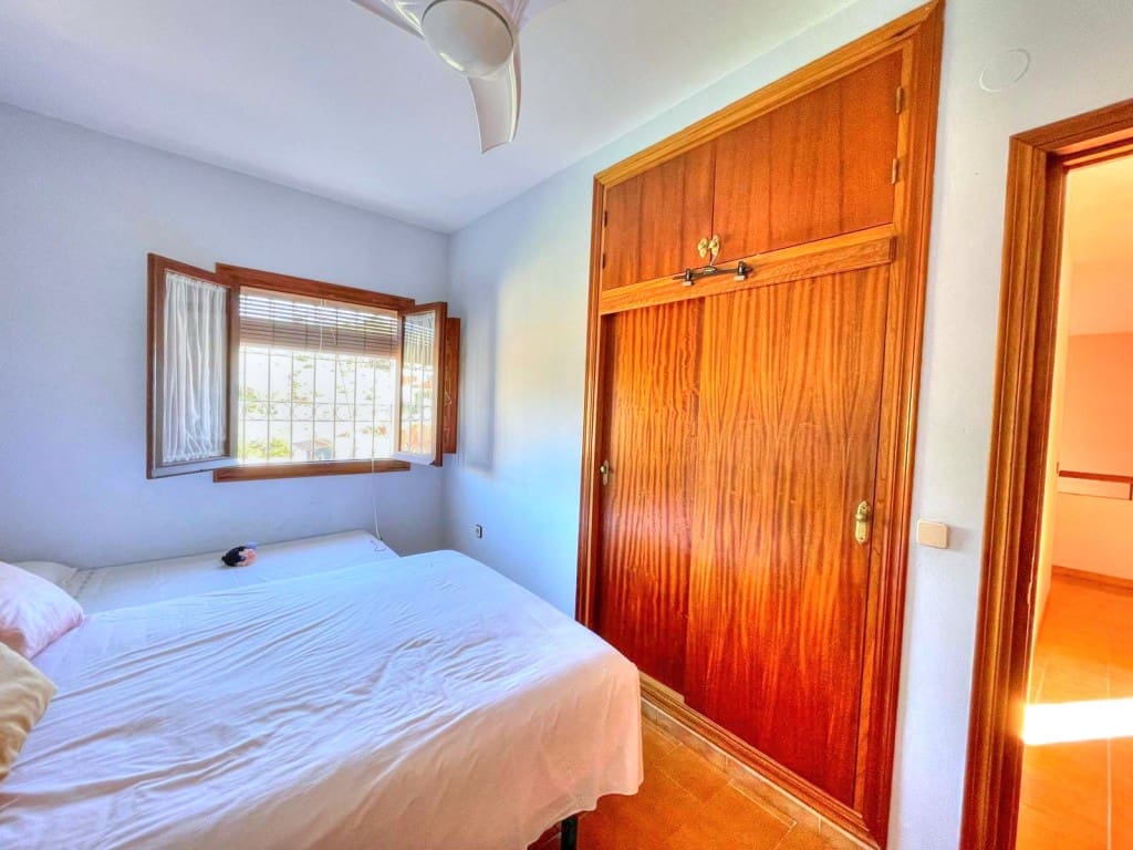 3 slaapkamer Villa te koop in Chilches met zwembad garage - € 675.000 (Ref: 9665781)