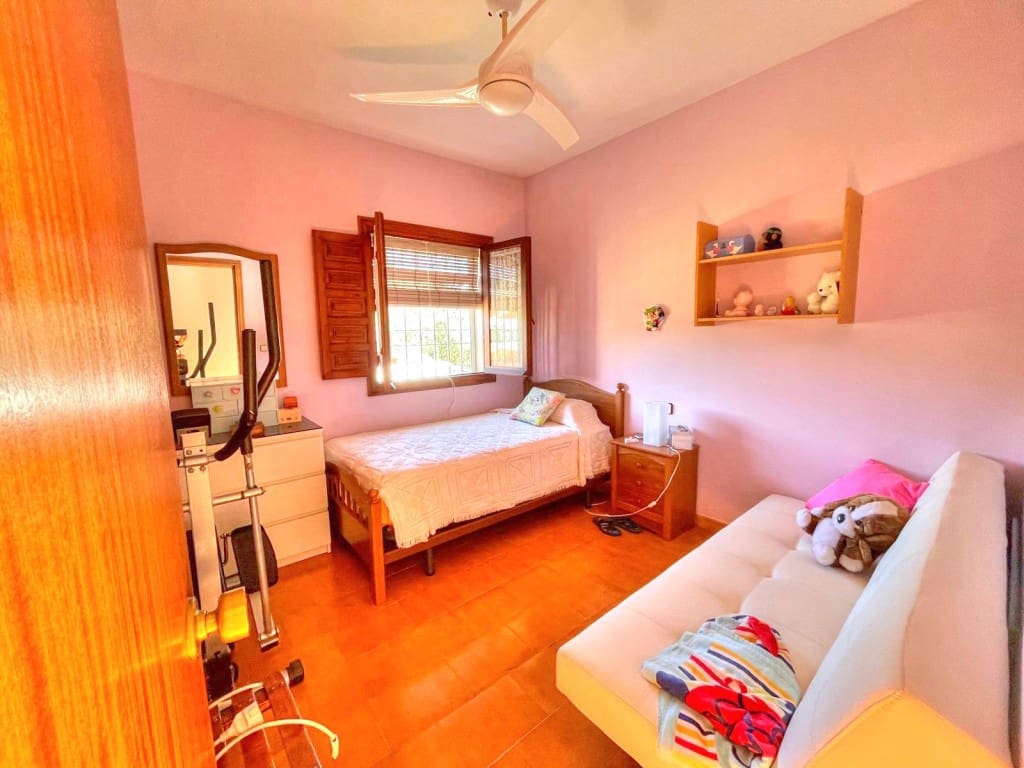 3 slaapkamer Villa te koop in Chilches met zwembad garage - € 675.000 (Ref: 9665781)