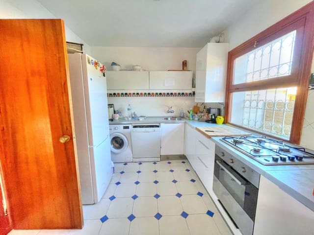 3 soveværelse Villa til salg i Chilches, Vélez-Málaga med swimmingpool garage - € 675.000 (Ref: 9665781)