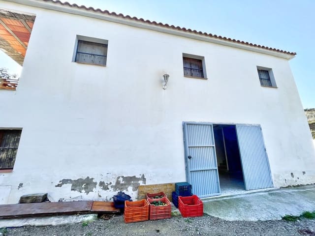4 slaapkamer Finca/Landhuis te koop in Vélez-Málaga - € 650.000 (Ref: 9689966)