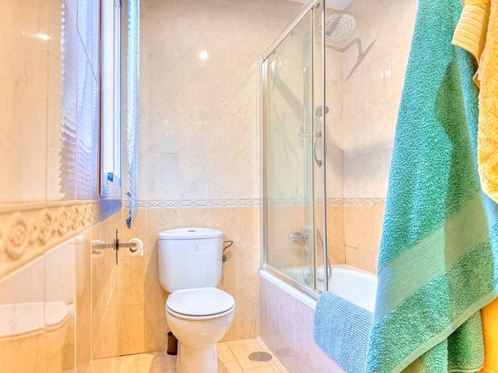 Ático de 2 habitaciones en Rincón de la Victoria en venta con piscina garaje - 440.000 € (Ref: 9738031)