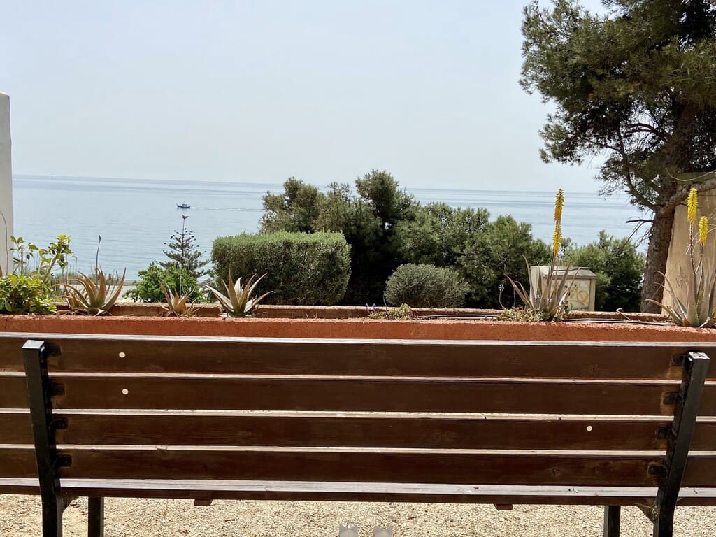 1 quarto Apartamento para arrendar em Benajarafe com piscina - 700 € (Ref: 9796142)