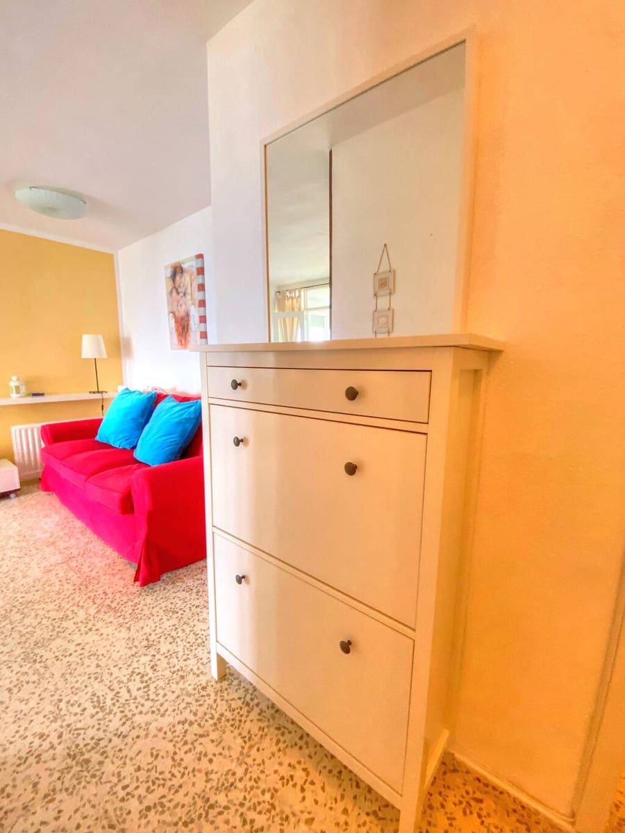 1 quarto Apartamento para arrendar em Benajarafe com piscina - 700 € (Ref: 9796142)