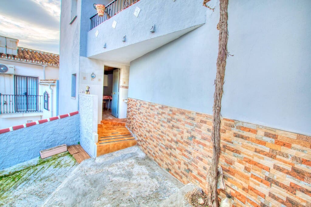 3 sypialnia Dom na sprzedaż w Benamargosa - 150 000 € (Ref: 9796143)