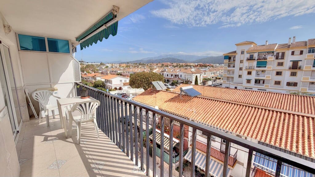 2 Zimmer Wohnung zu verkaufen in Torre del Mar - 225.000 € (Ref: 9811310)