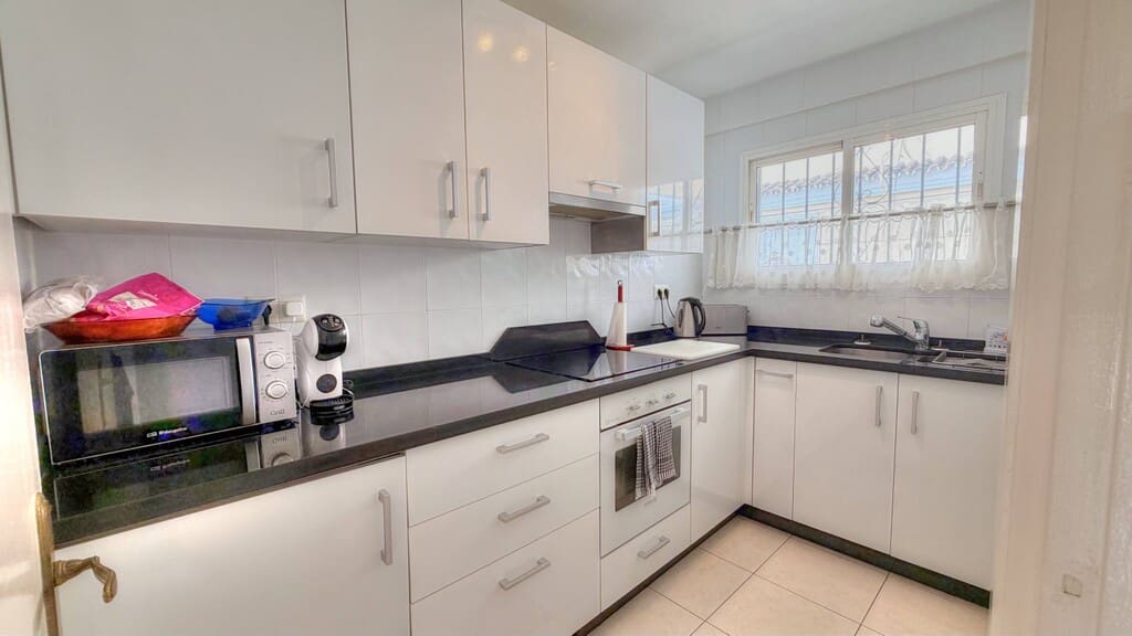 2 Zimmer Wohnung zu verkaufen in Torre del Mar - 225.000 € (Ref: 9811310)