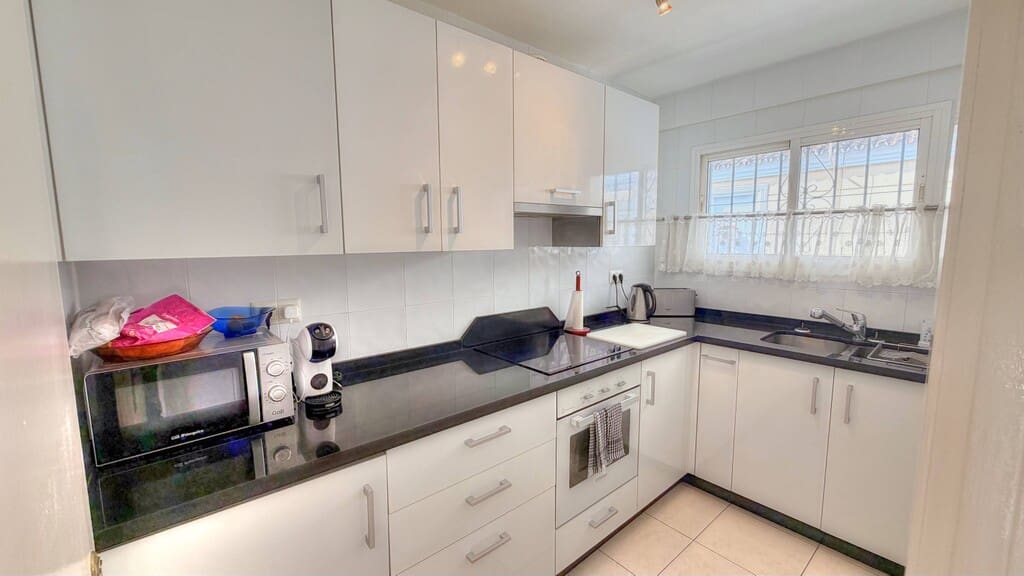 2 Zimmer Wohnung zu verkaufen in Torre del Mar - 225.000 € (Ref: 9811310)