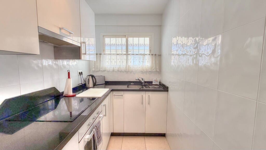 2 Zimmer Wohnung zu verkaufen in Torre del Mar - 225.000 € (Ref: 9811310)