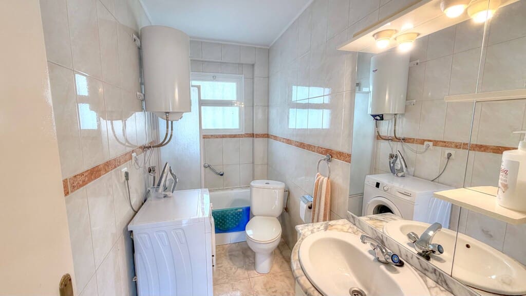 2 Zimmer Wohnung zu verkaufen in Torre del Mar - 225.000 € (Ref: 9811310)
