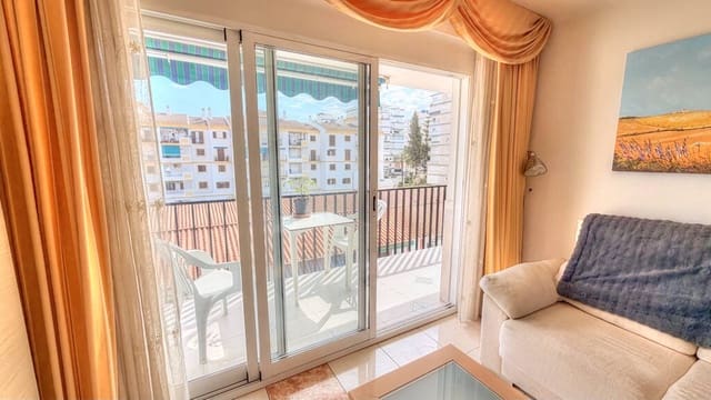 2 Zimmer Wohnung zu verkaufen in Torre del Mar, Vélez-Málaga - 225.000 € (Ref: 9811310)