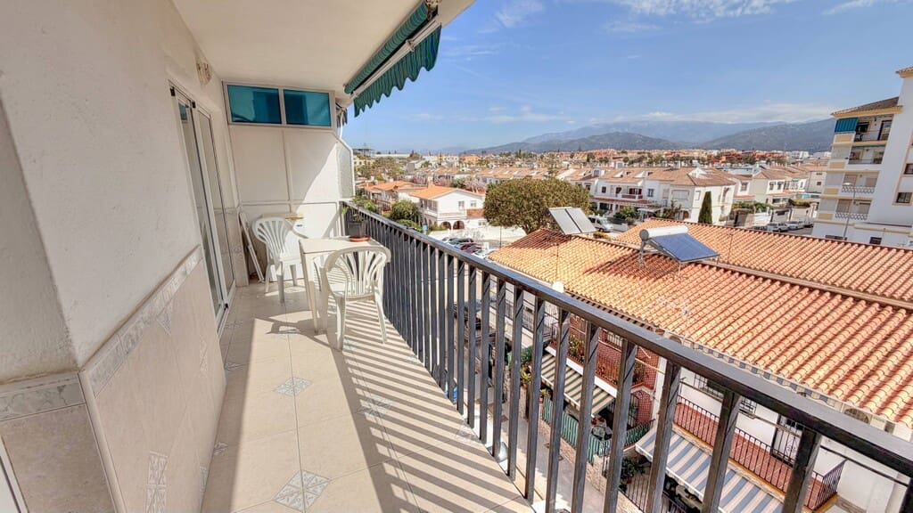 2 Zimmer Wohnung zu verkaufen in Torre del Mar - 225.000 € (Ref: 9811310)