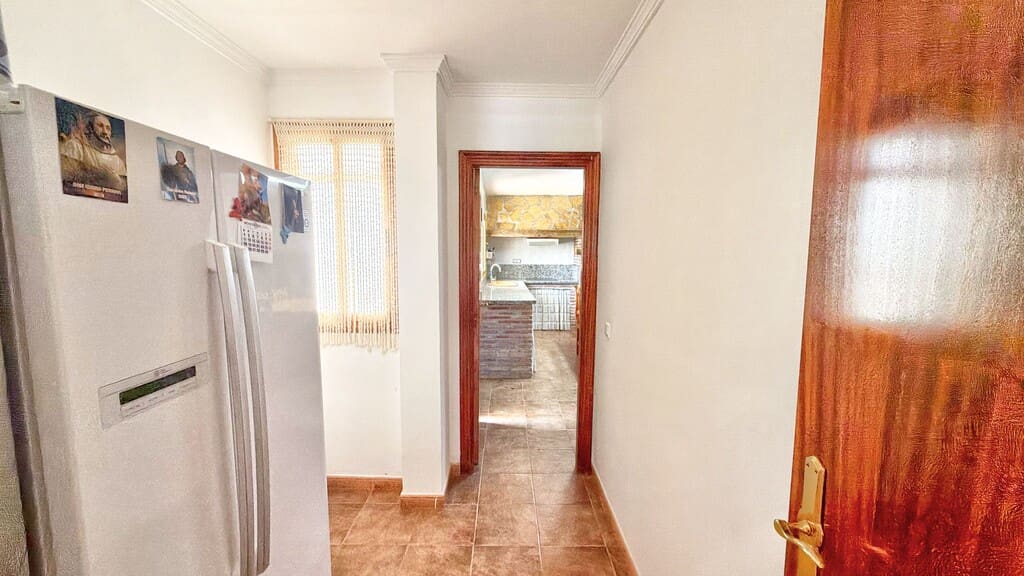 6 sovrum Finca/Hus på landet till salu i Periana med pool garage - 595 000 € (Ref: 9817774)