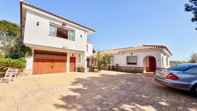 6 sovrum Finca/Hus på landet till salu i Periana med pool garage - 595 000 € (Ref: 9817774)