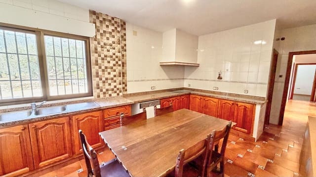 6 sovrum Finca/Hus på landet till salu i Periana med pool garage - 595 000 € (Ref: 9817774)