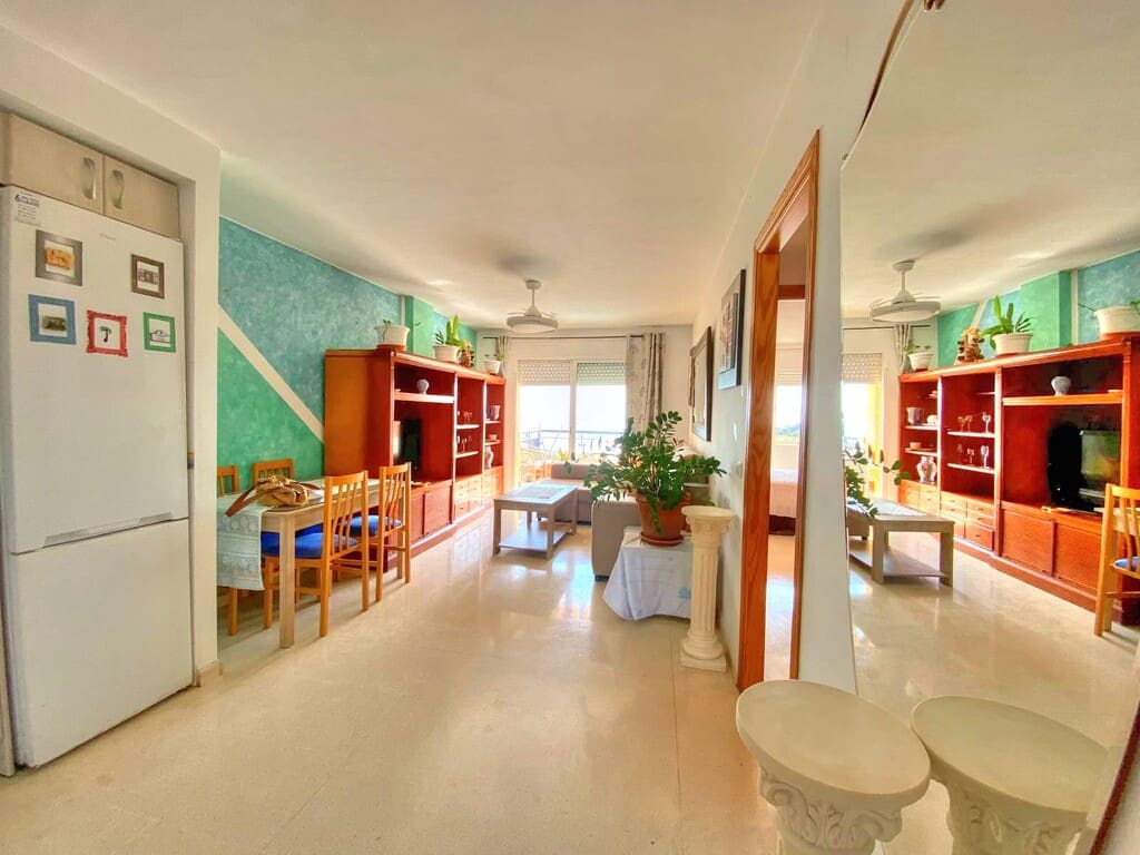 3 bedroom Apartment for rent in Benajarafe with pool - € 1,060 (Ref: 9824641)
